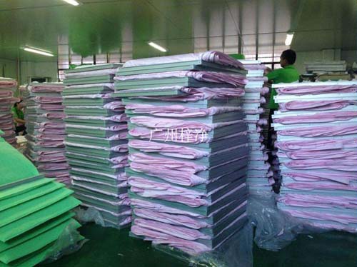 袋式中效過濾器生產車間 袋式中效過濾器生產車間