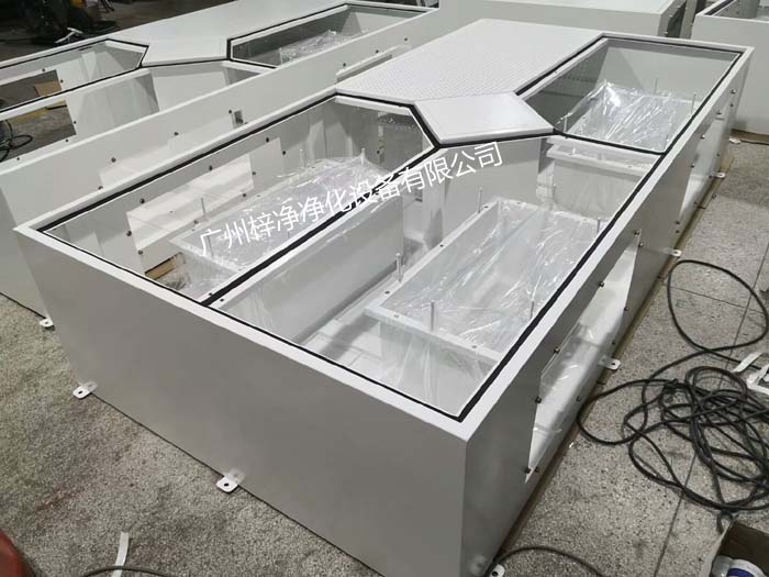 層流送風(fēng)天花產(chǎn)品制作結(jié)構(gòu)特點(diǎn) 層流送風(fēng)天花產(chǎn)品制作結(jié)構(gòu)特點(diǎn)