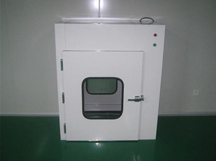 落地式傳遞窗在物料進出潔凈區，必須嚴格與人流通道分開，由生產車間物料專用通道進出。